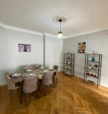 Διαμέρισμα 130m2 L Luks Muhtesem Dairemiz